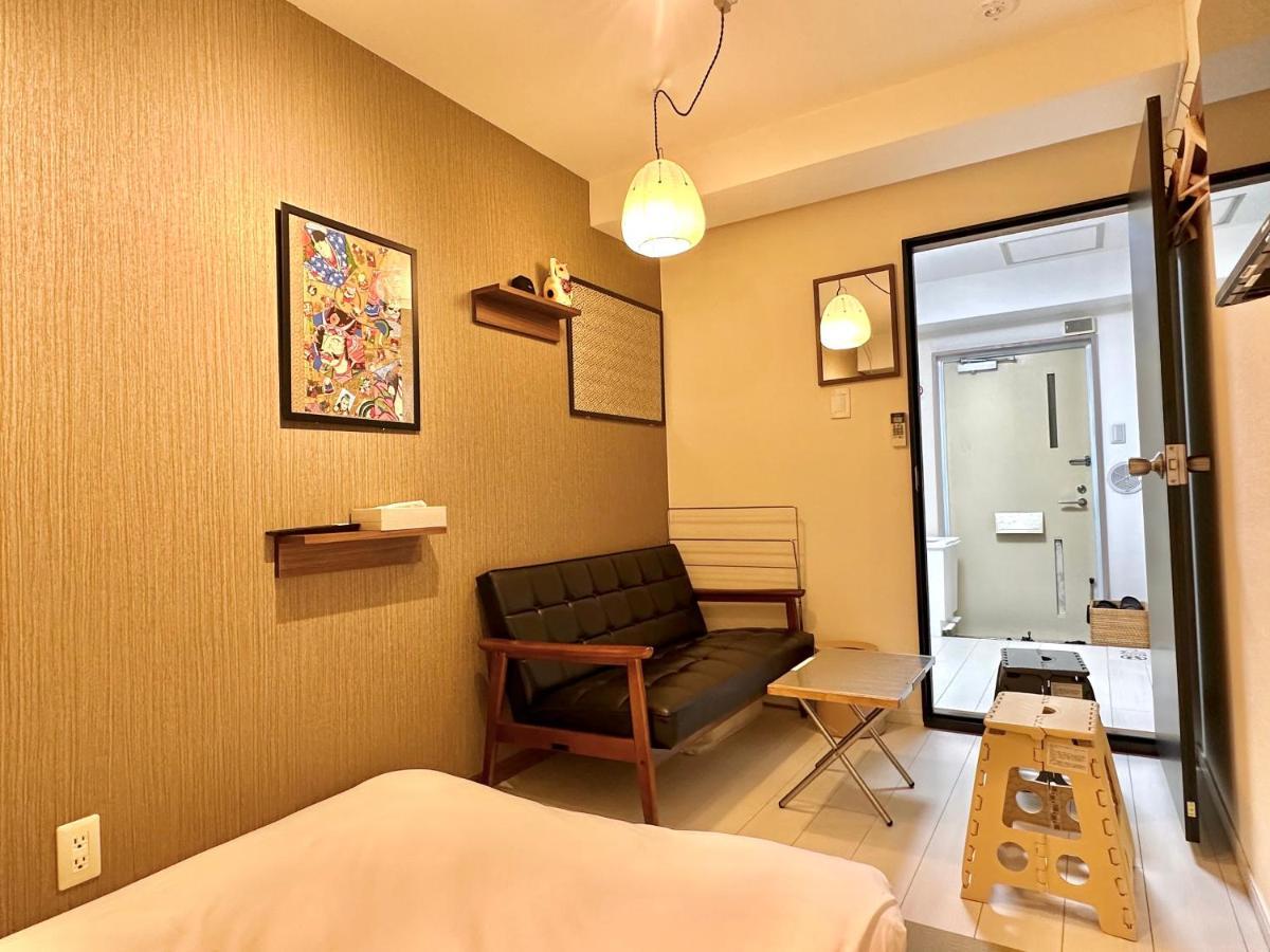 上野浅草銀座近い 山手線御徒町駅3分 アメ横3分 上野駅10分 上野広小路駅3分 湯島駅2分 2-4人 レトロ和風畳寝室 公寓 *